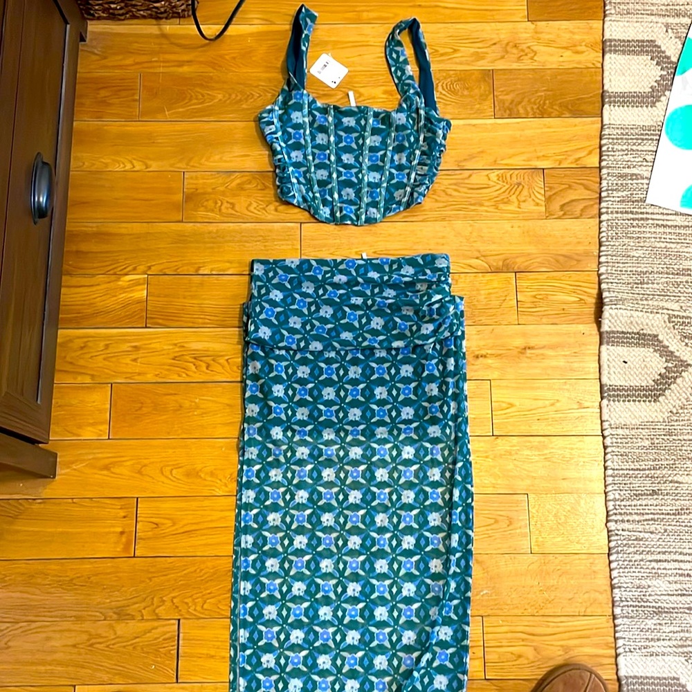 Free people green combo skirt and tank set